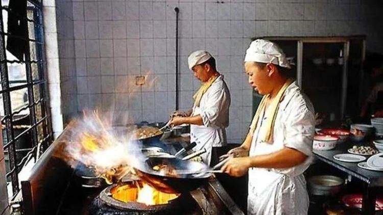 亚洲亚洲人成网站在线观看